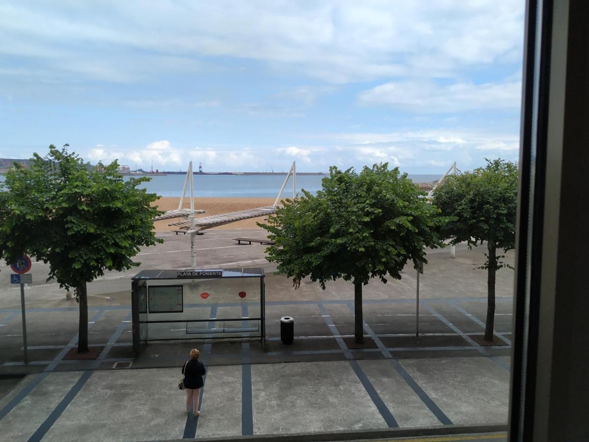 Apto. Vista Playa Poniente Gijón Exterior foto